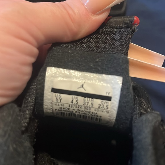 JORDAN RETRO 13s - Picture 4 of 5